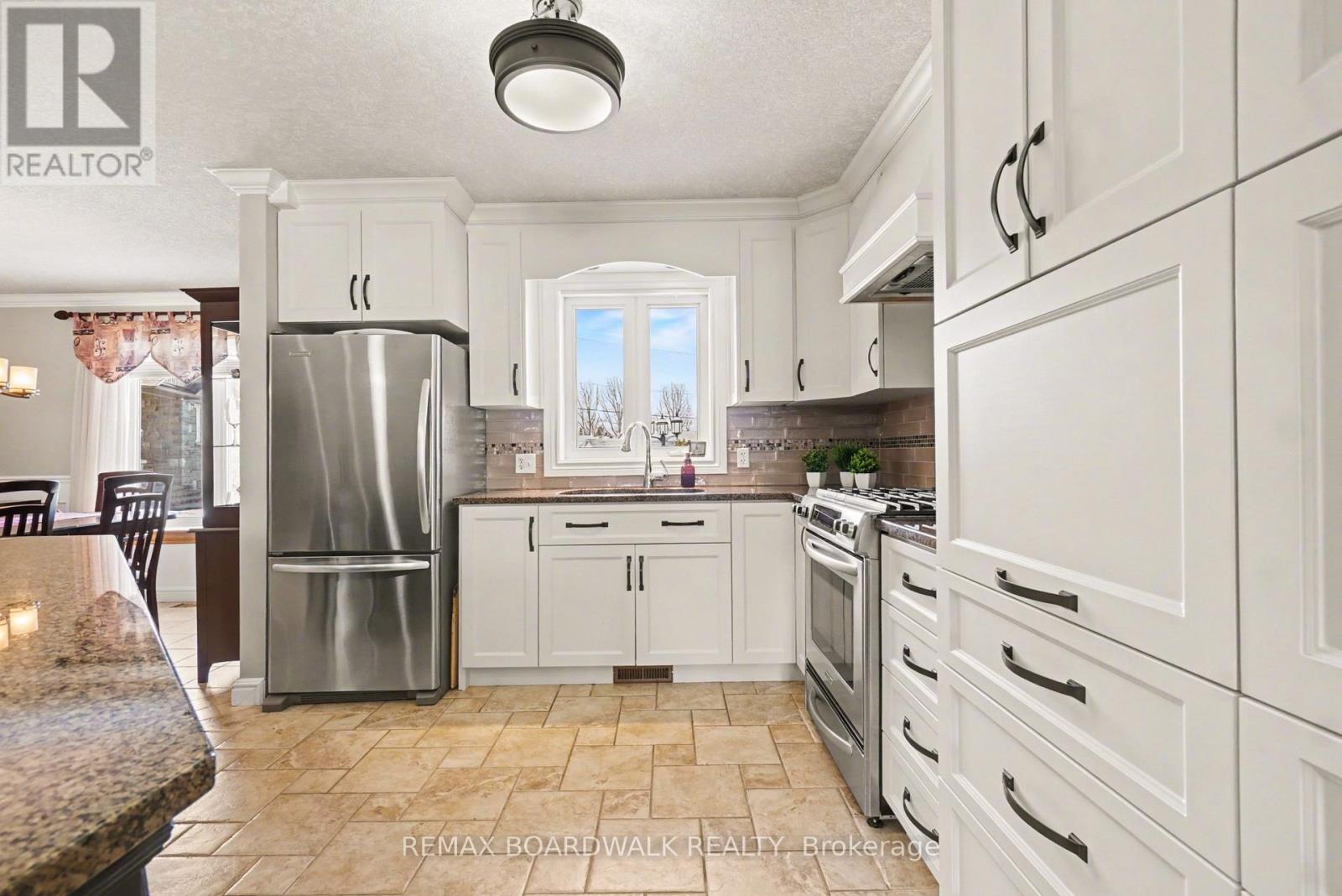 32 Faucher Boulevard, Casselman, Ontario  K0A 1M0 - Photo 11 - X12928174