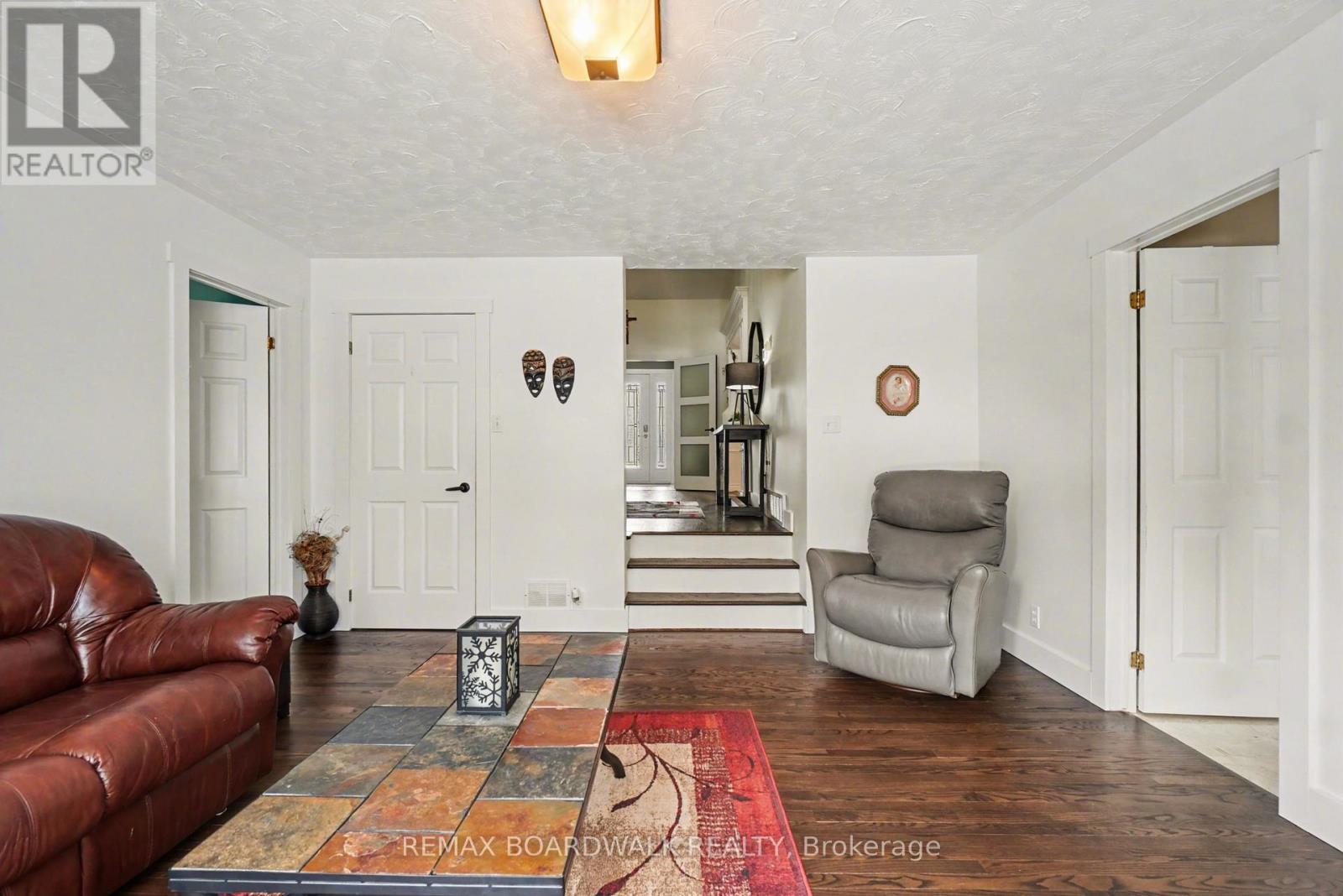 32 Faucher Boulevard, Casselman, Ontario  K0A 1M0 - Photo 14 - X12928174
