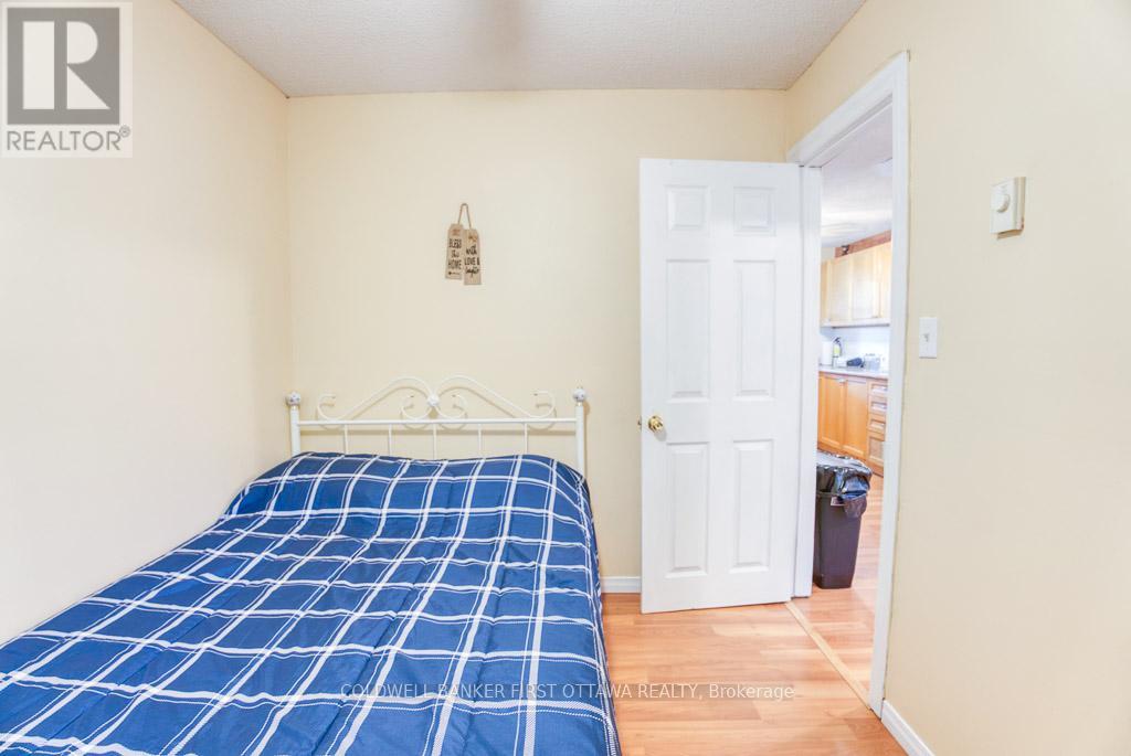 1036 Rossland Lane, Frontenac, Ontario  K0H 1B0 - Photo 17 - X12928634