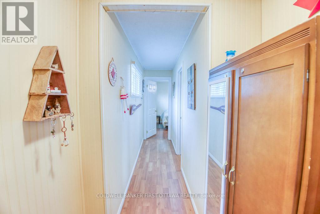1036 Rossland Lane, Frontenac, Ontario  K0H 1B0 - Photo 20 - X12928634
