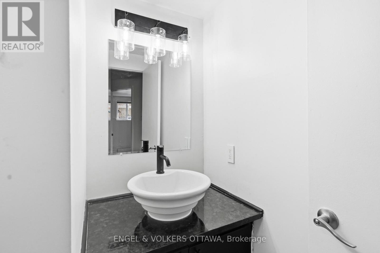B - 311 Presland Road, Ottawa, Ontario  K1K 2B6 - Photo 20 - X12929240