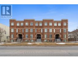 902 LONGFIELDS DRIVE, Ottawa, Ontario