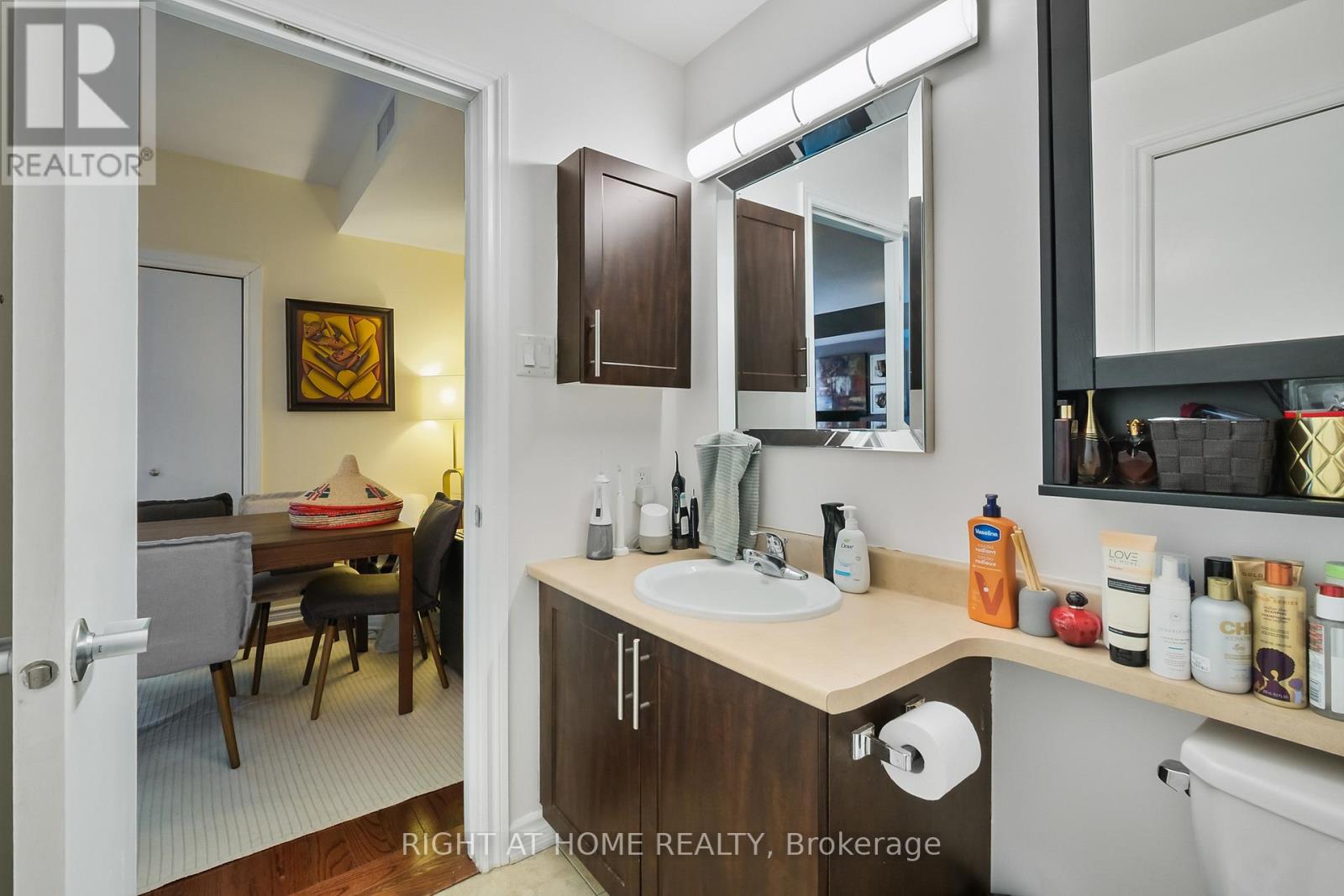 2302 - 234 Rideau Street, Ottawa, Ontario  K1N 0A9 - Photo 27 - X12930426