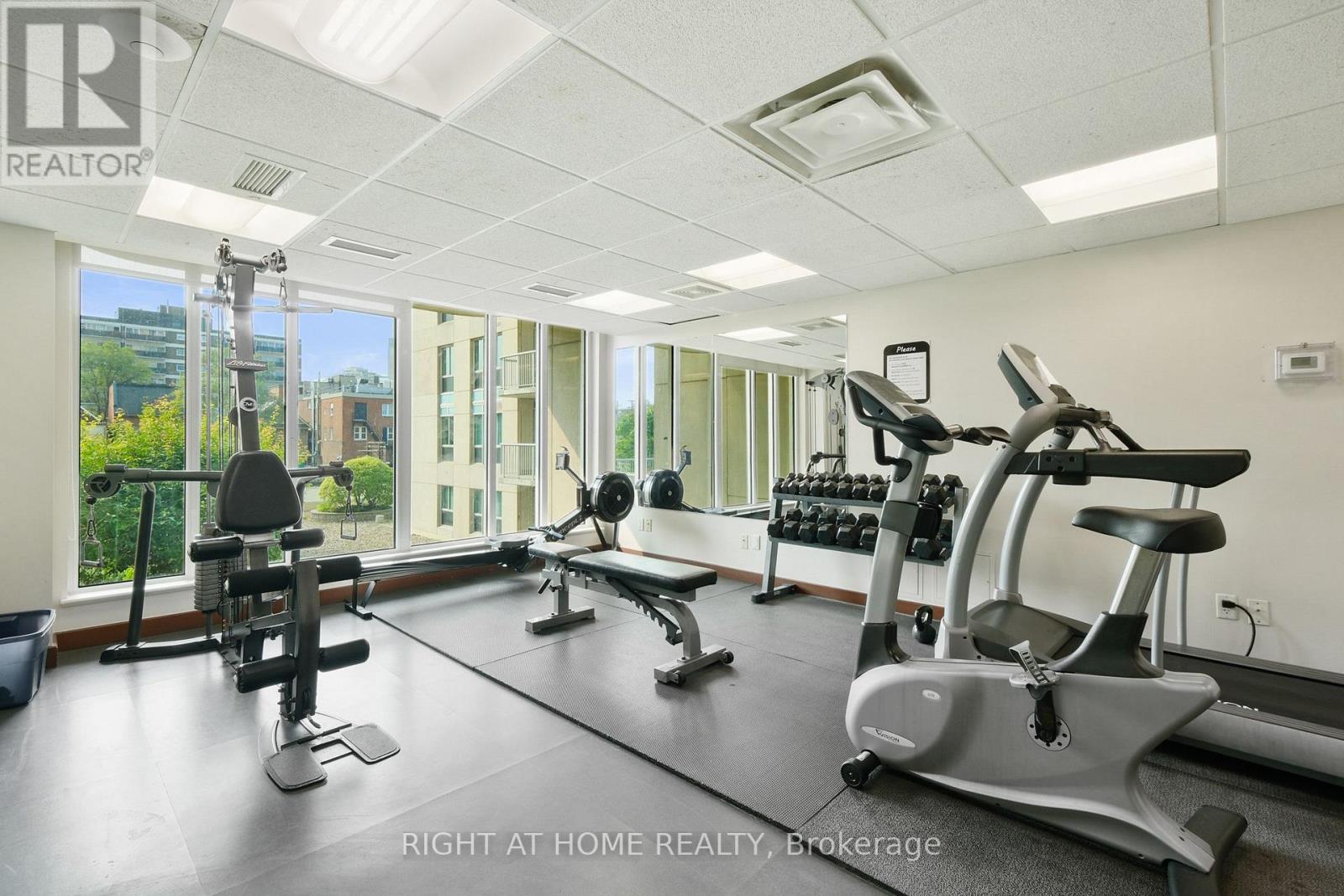 2302 - 234 Rideau Street, Ottawa, Ontario  K1N 0A9 - Photo 30 - X12930426