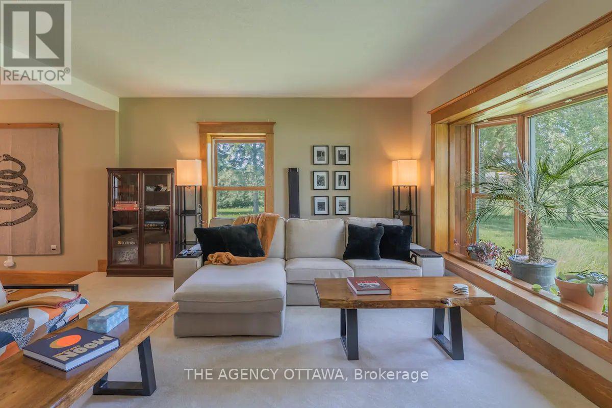 4184 Old Hwy 2 Highway E, Belleville, Ontario  K8N 4Z4 - Photo 24 - X12930708