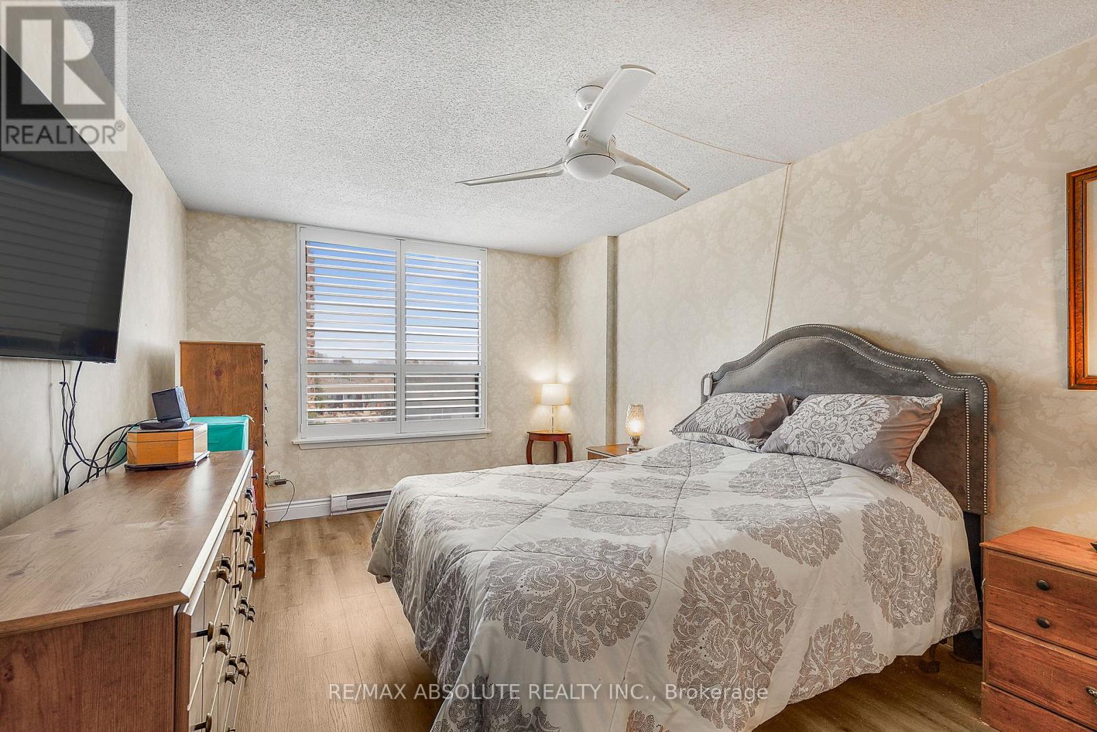 607 - 200 Lafontaine Avenue, Ottawa, Ontario  K1L 8K8 - Photo 17 - X12933882