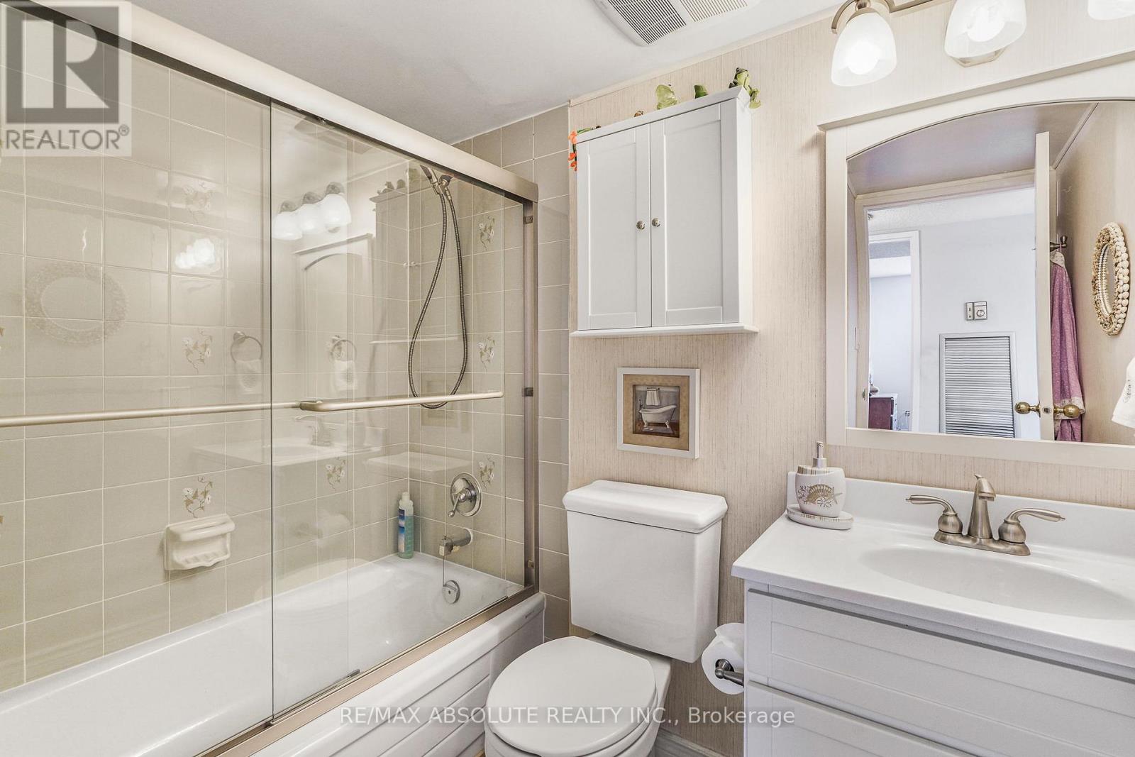 607 - 200 Lafontaine Avenue, Ottawa, Ontario  K1L 8K8 - Photo 22 - X12933882