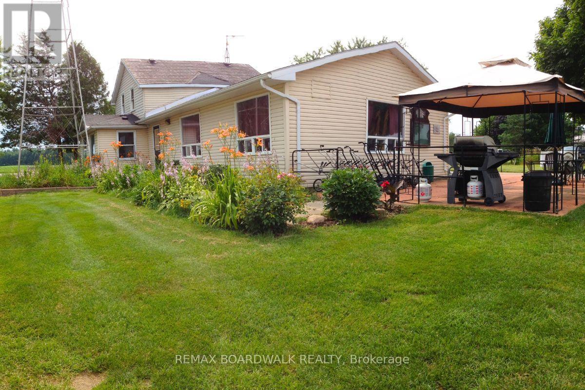 353 County Rd 5 Road, Athens, Ontario  K0E 1B0 - Photo 12 - X12934572