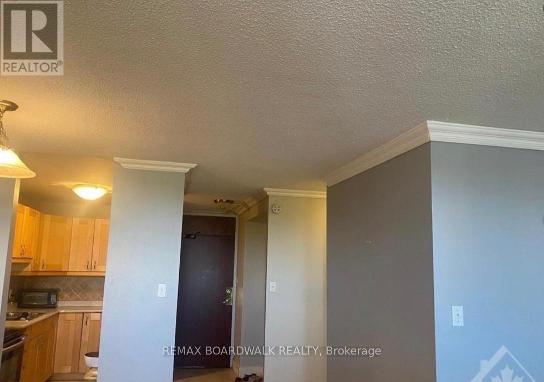 609 - 2000 Jasmine Crescent, Ottawa, Ontario  K1J 8K4 - Photo 7 - X12934998