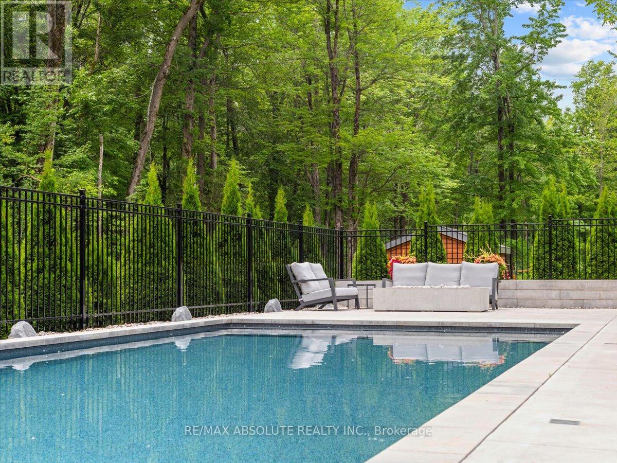 553 Shoreway Drive, Ottawa, Ontario  K4P 0G3 - Photo 4 - X12937596