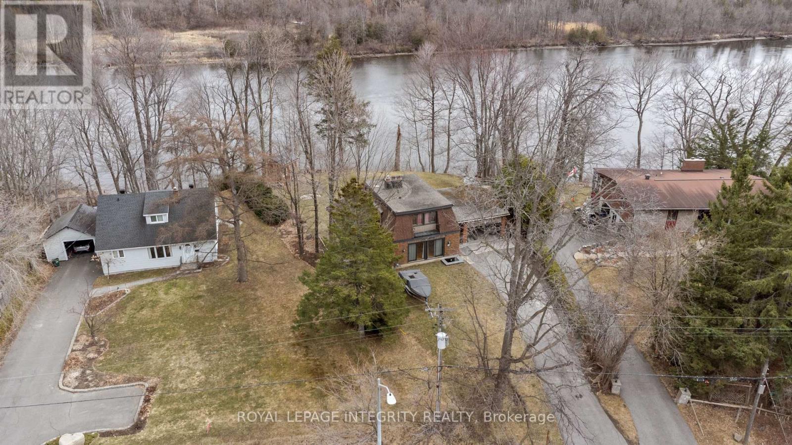 2061 Prince Of Wales Drive, Ottawa, Ontario  K2E 7A4 - Photo 3 - X12937714