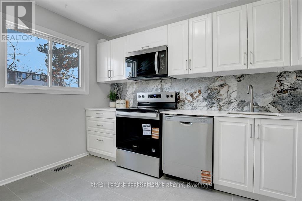 2603 Pimlico Crescent, Ottawa, Ontario  K1T 2A6 - Photo 8 - X12940820