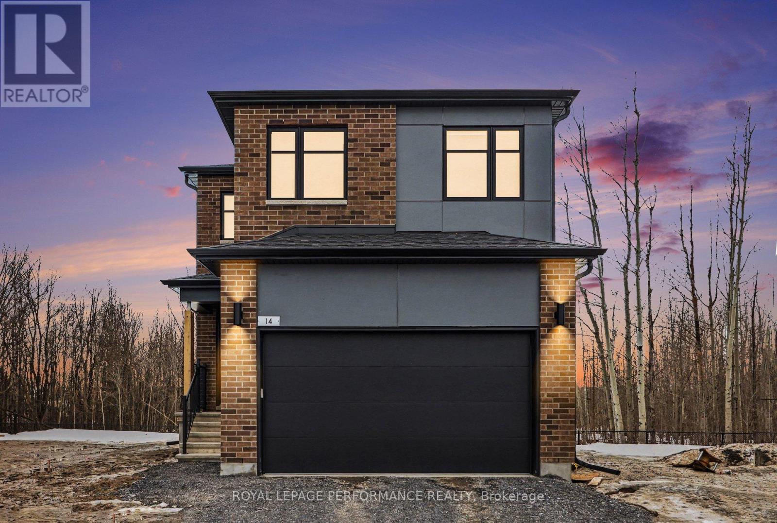 14 ACADEMIE STREET, Russell, Ontario