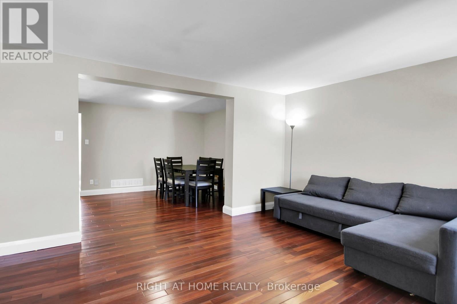 34 Kenmare Place, Ottawa, Ontario  K2J 3L9 - Photo 11 - X12942066
