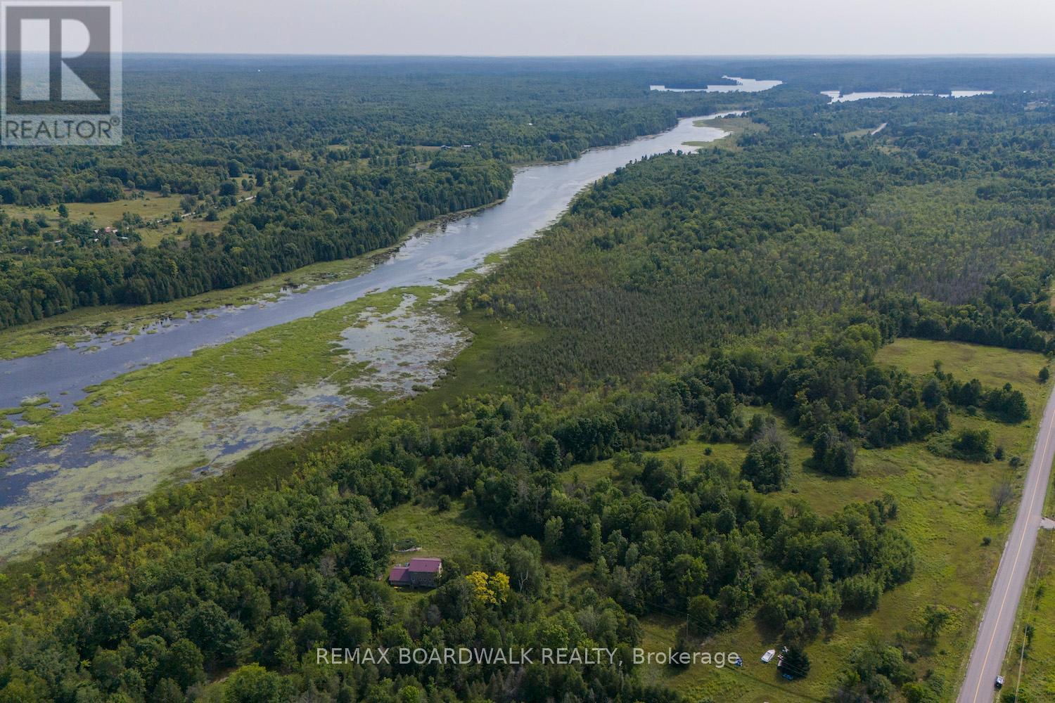 816 Bennett Lake Road, Tay Valley, Ontario  K0G 1A0 - Photo 15 - X12943072