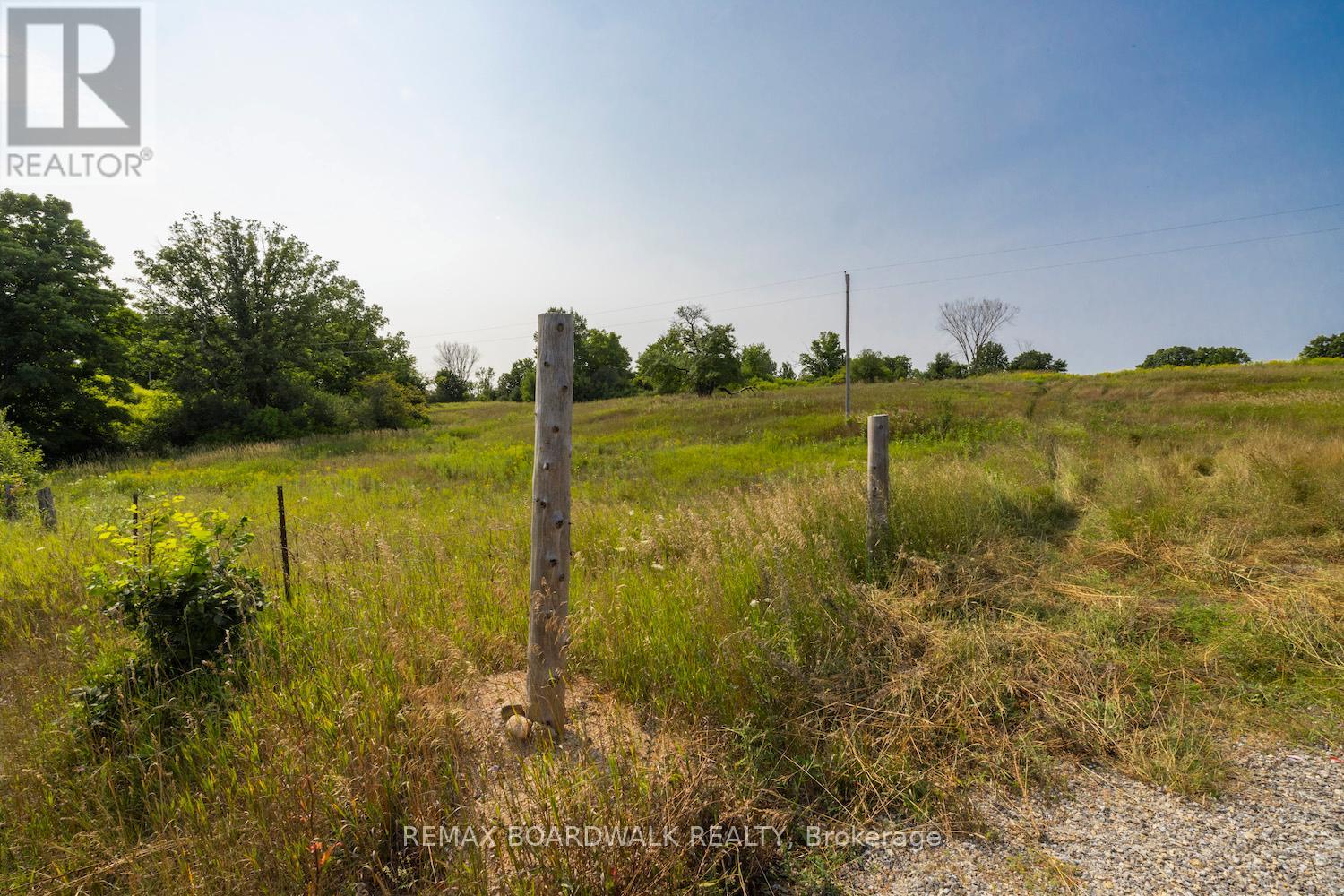 816 Bennett Lake Road, Tay Valley, Ontario  K0G 1A0 - Photo 8 - X12943072
