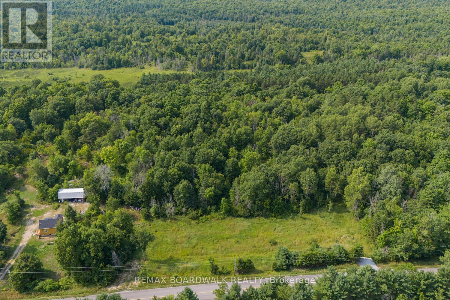 752 Bennett Lake Road, Tay Valley, Ontario  K0G 1A0 - Photo 14 - X12943078