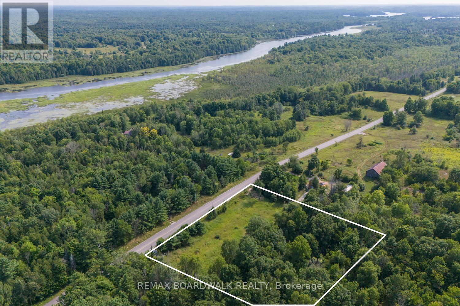 752 Bennett Lake Road, Tay Valley, Ontario  K0G 1A0 - Photo 17 - X12943078