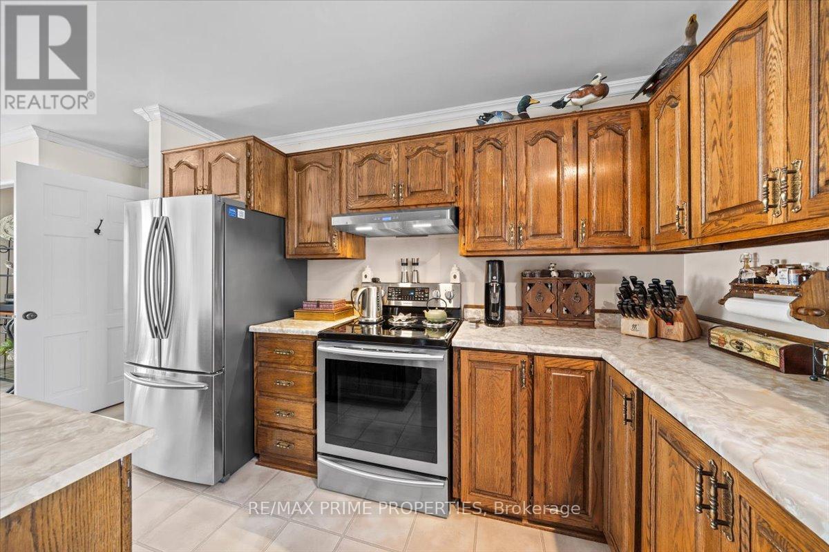 1530 Royal Orchard Drive, Ottawa, Ontario  K4C 1A9 - Photo 13 - X12945470