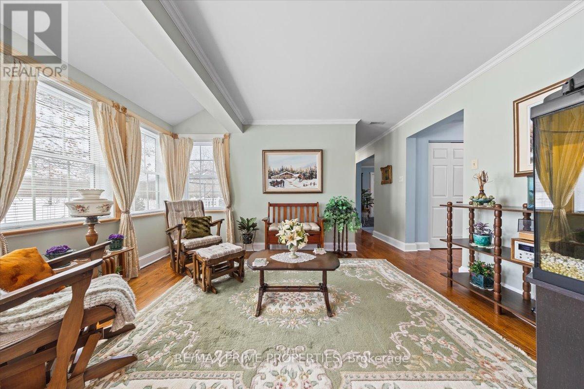 1530 Royal Orchard Drive, Ottawa, Ontario  K4C 1A9 - Photo 5 - X12945470
