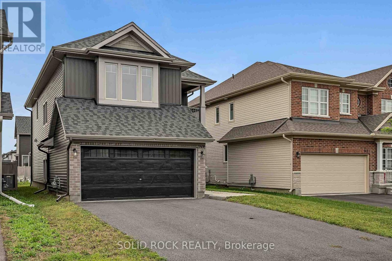 149 Minikan Street, Ottawa, Ontario  K1X 0E5 - Photo 2 - X12947914