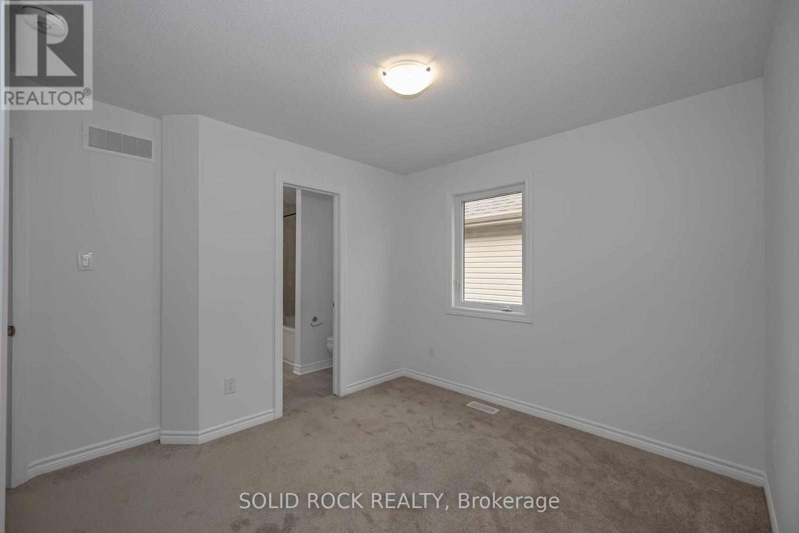 149 Minikan Street, Ottawa, Ontario  K1X 0E5 - Photo 30 - X12947914