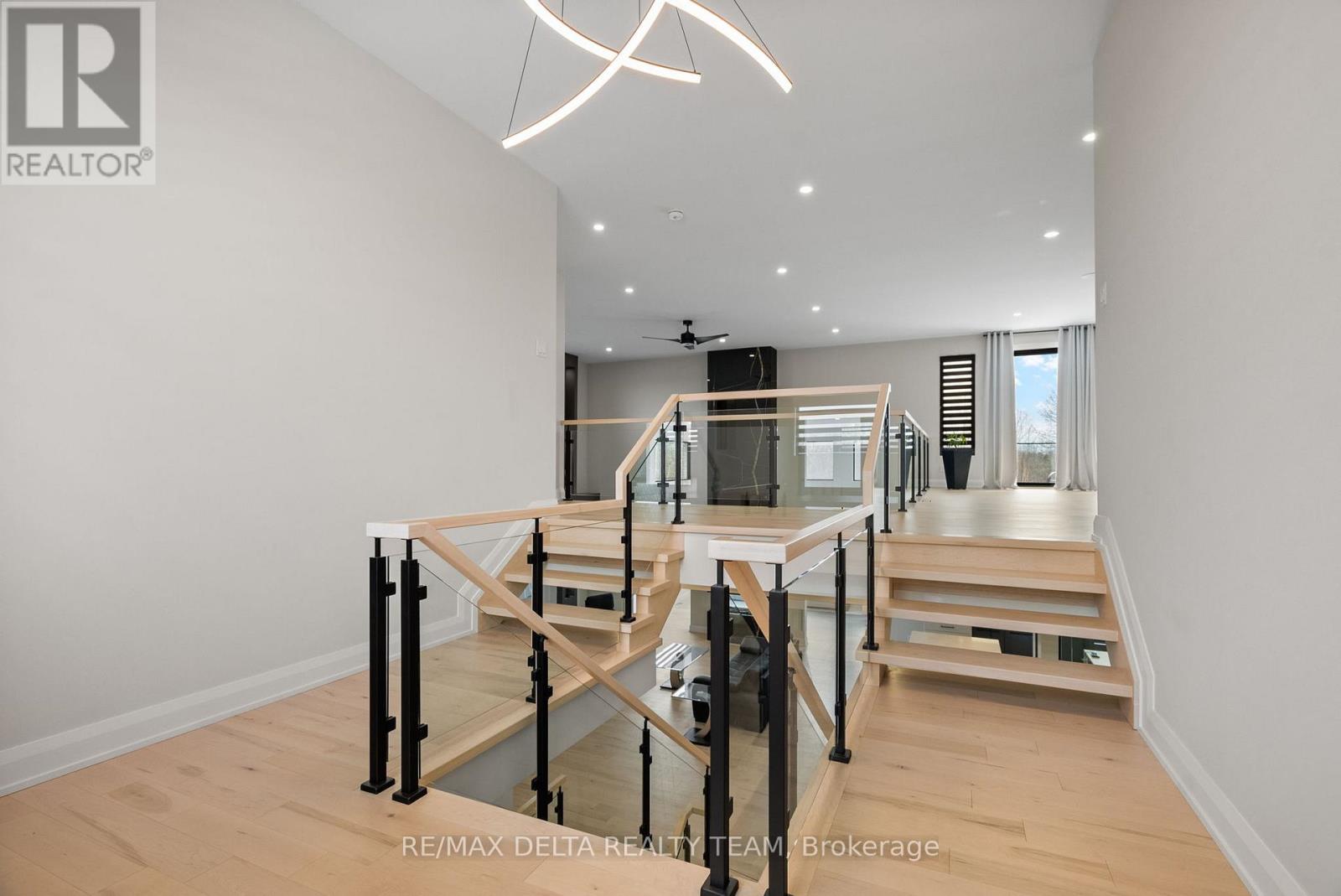 663 Ballycastle Crescent, Ottawa, Ontario  K1X 0A3 - Photo 26 - X12948244