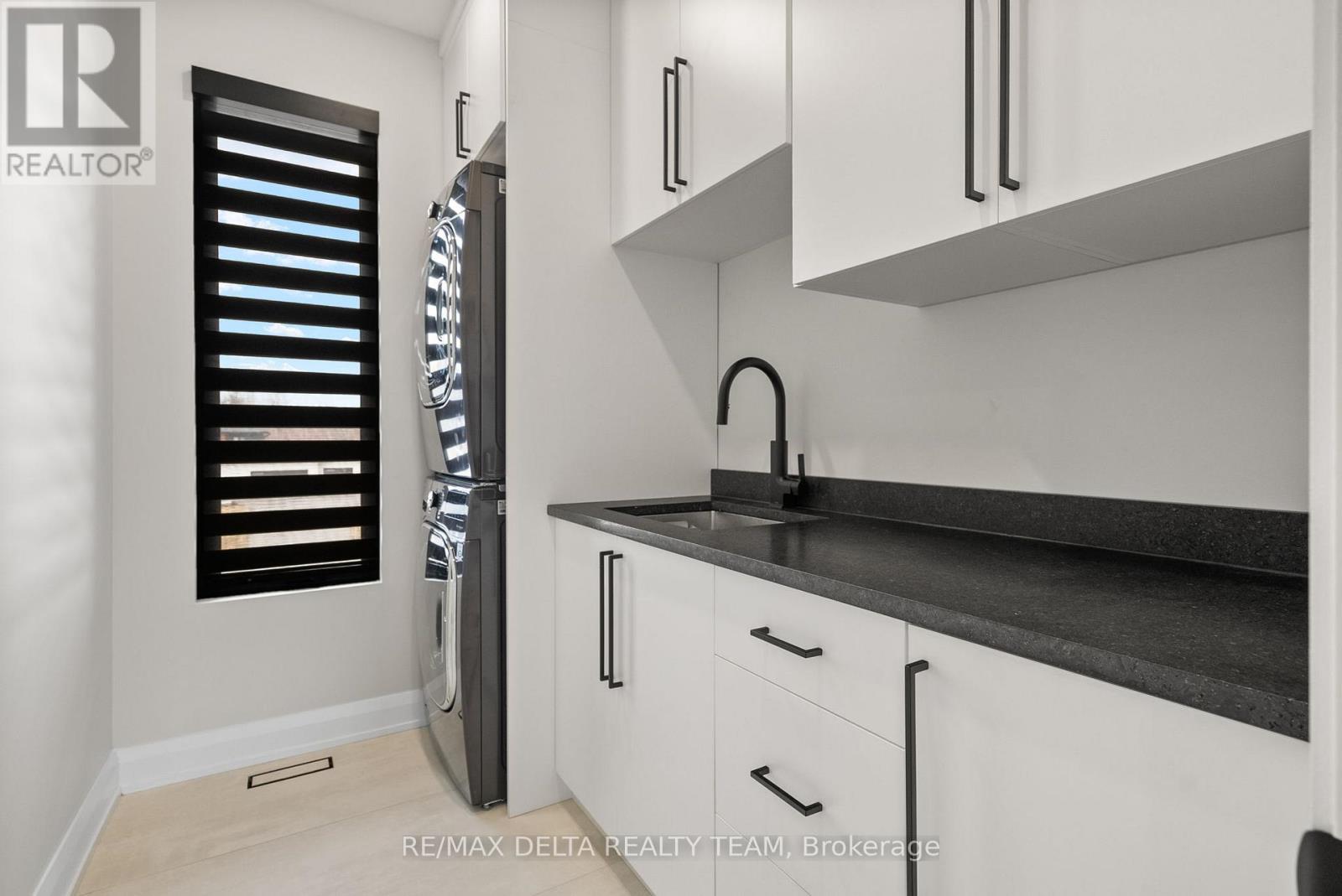 663 Ballycastle Crescent, Ottawa, Ontario  K1X 0A3 - Photo 30 - X12948244