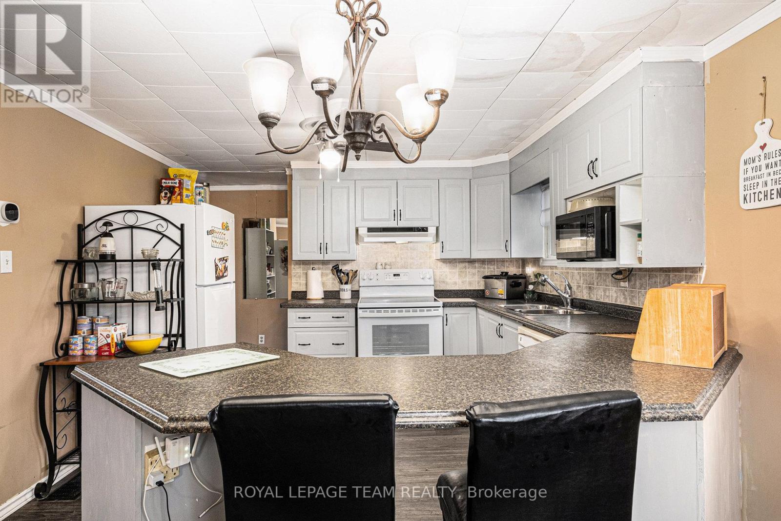 88 Bay Road, Rideau Lakes, Ontario  K0G 1L0 - Photo 11 - X12949278