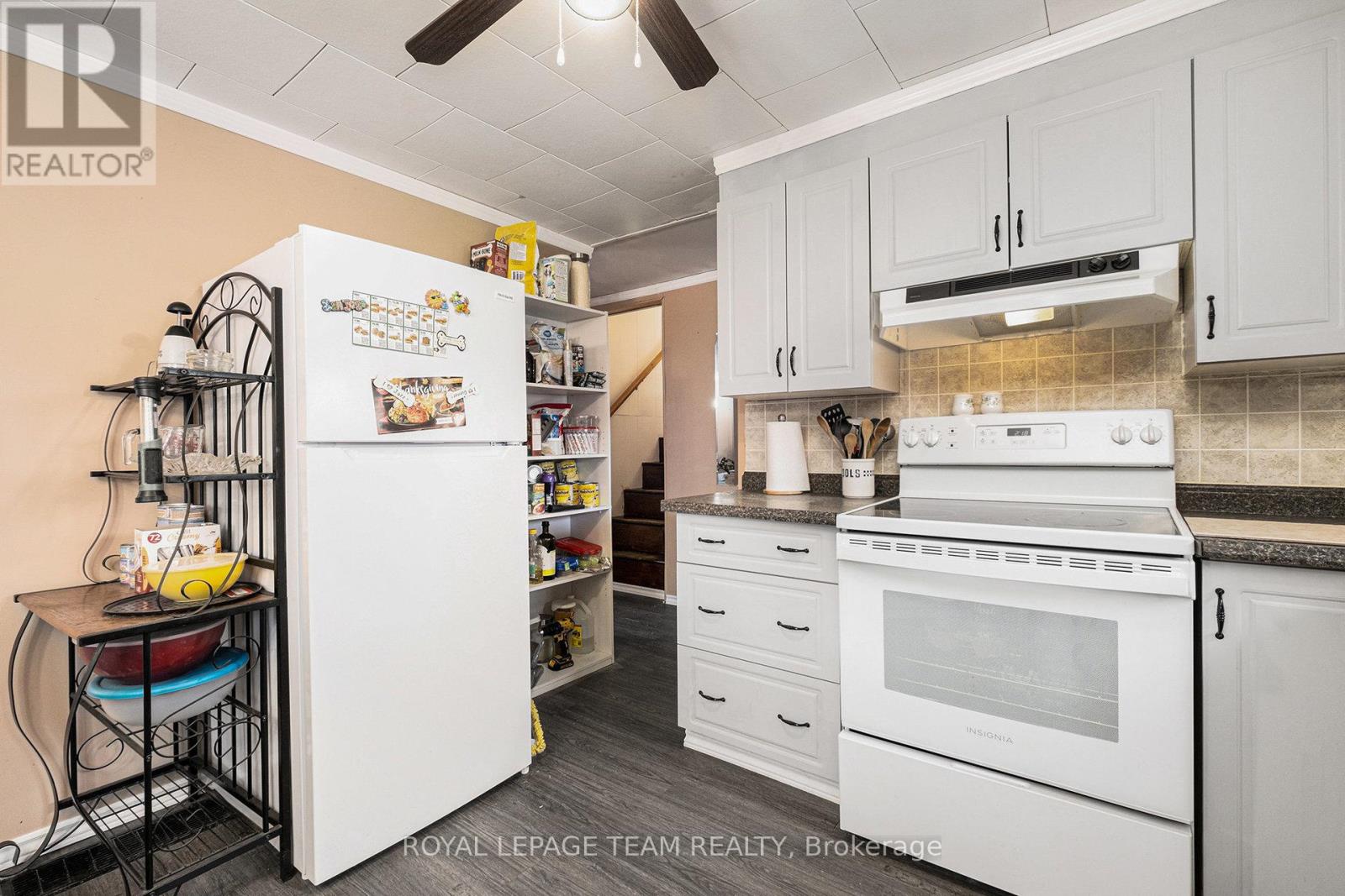 88 Bay Road, Rideau Lakes, Ontario  K0G 1L0 - Photo 12 - X12949278