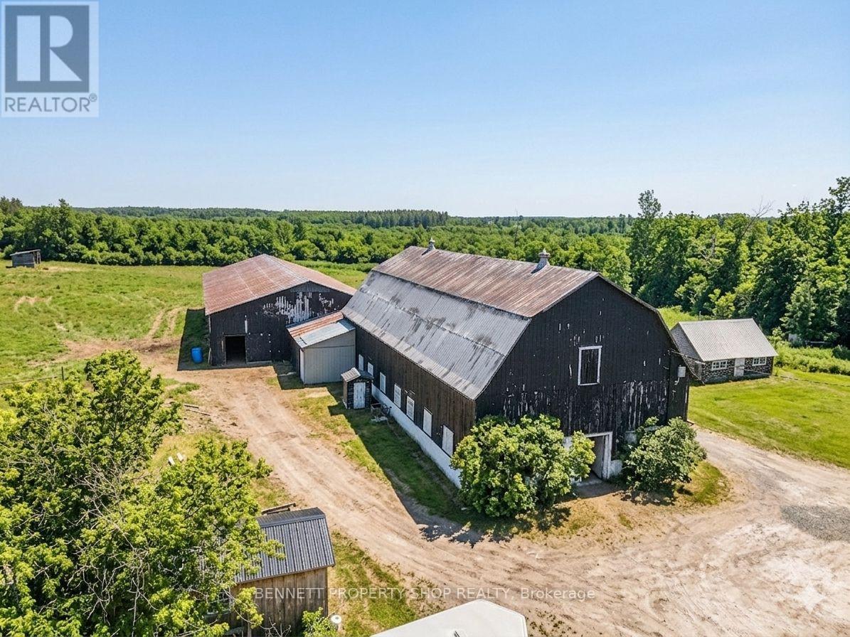 7261 Third Line Road S, Ottawa, Ontario  K0A 2E0 - Photo 17 - X12951498