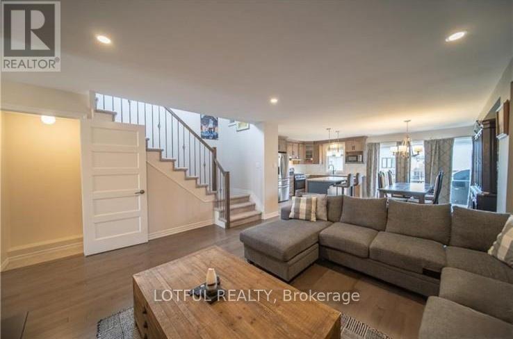 304 Belfort Street, Russell, Ontario  K0A 1W0 - Photo 7 - X12952814