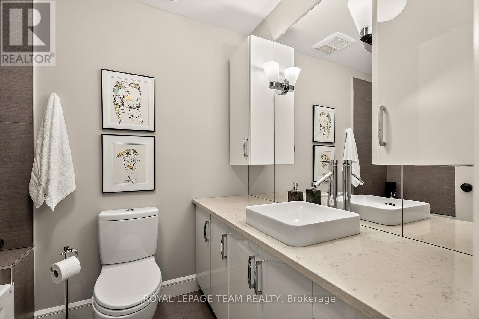 Unit 10 - 55 Whitemarl Drive, Ottawa, Ontario  K1L 8J9 - Photo 18 - X12954238