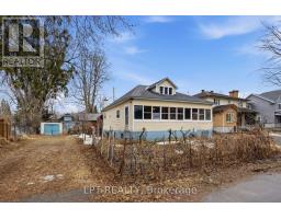 2838 HAUGHTON AVENUE, Ottawa, Ontario