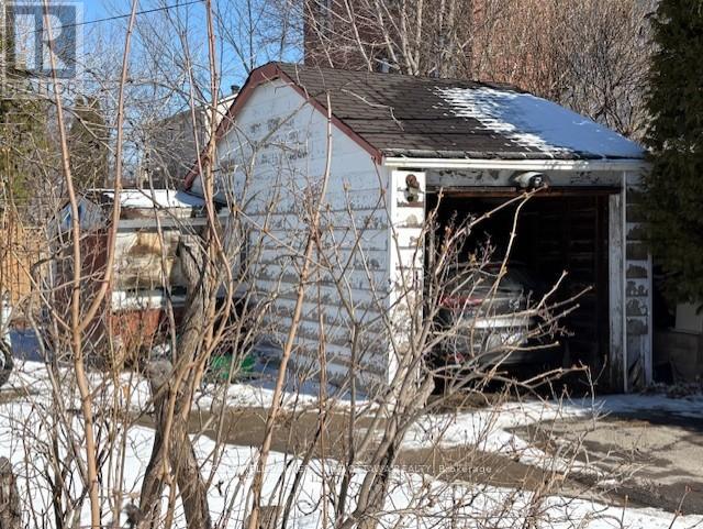 185 Compton Avenue, Ottawa, Ontario  K2B 5A6 - Photo 14 - X12956180