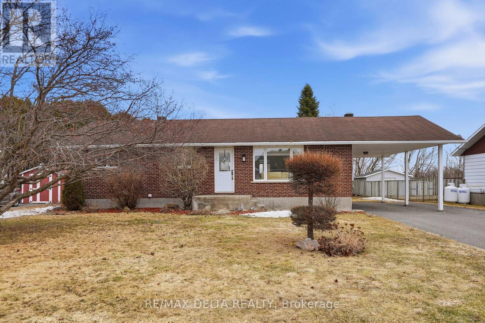 120 CALEDONIA ROAD, The Nation, Ontario