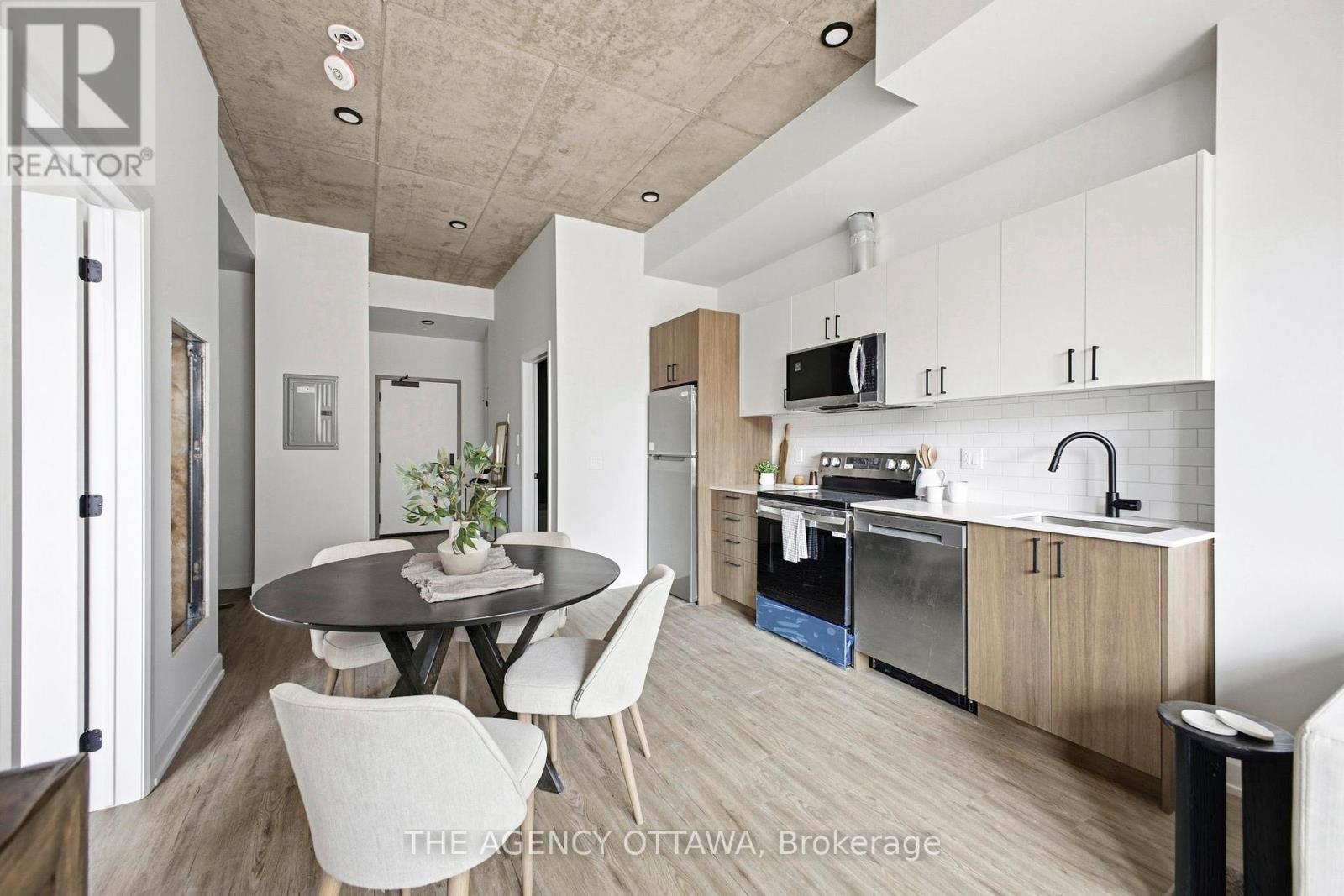302 - 56 Bayswater Avenue, Ottawa, Ontario  K1Y 2E9 - Photo 2 - X12958852