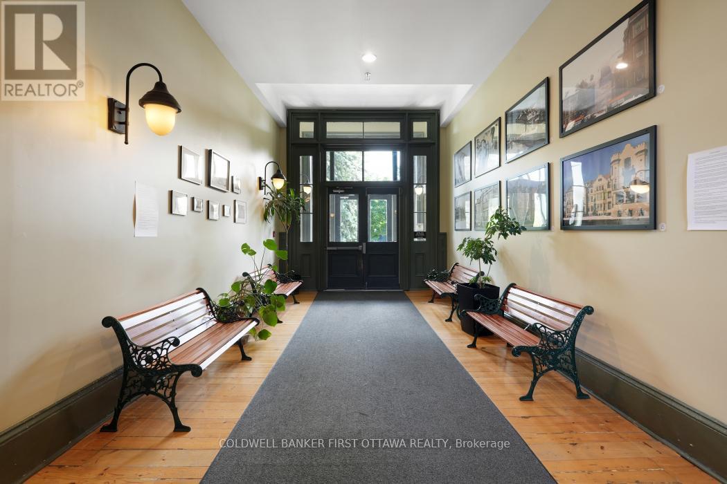 405 - 589 Rideau Street, Ottawa, Ontario  K1N 6A1 - Photo 4 - X12959172