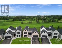 17 TRAILWAY CIRCLE, Ottawa, Ontario
