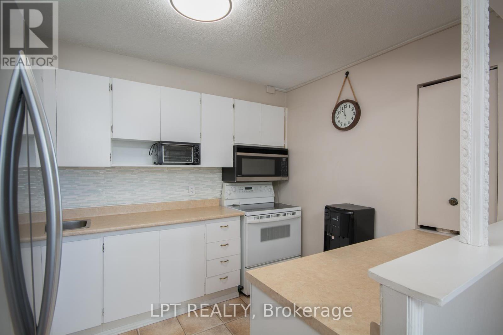 802 - 1380 Prince Of Wales Drive, Ottawa, Ontario  K2C 3N5 - Photo 17 - X12964150