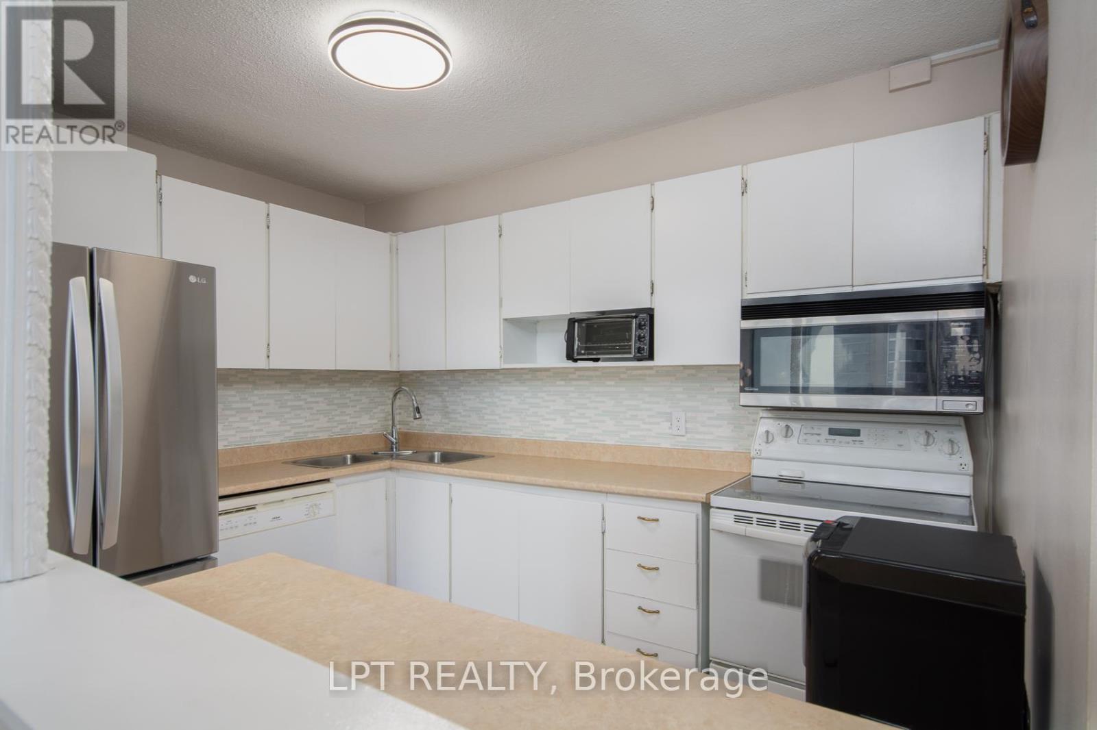 802 - 1380 Prince Of Wales Drive, Ottawa, Ontario  K2C 3N5 - Photo 19 - X12964150