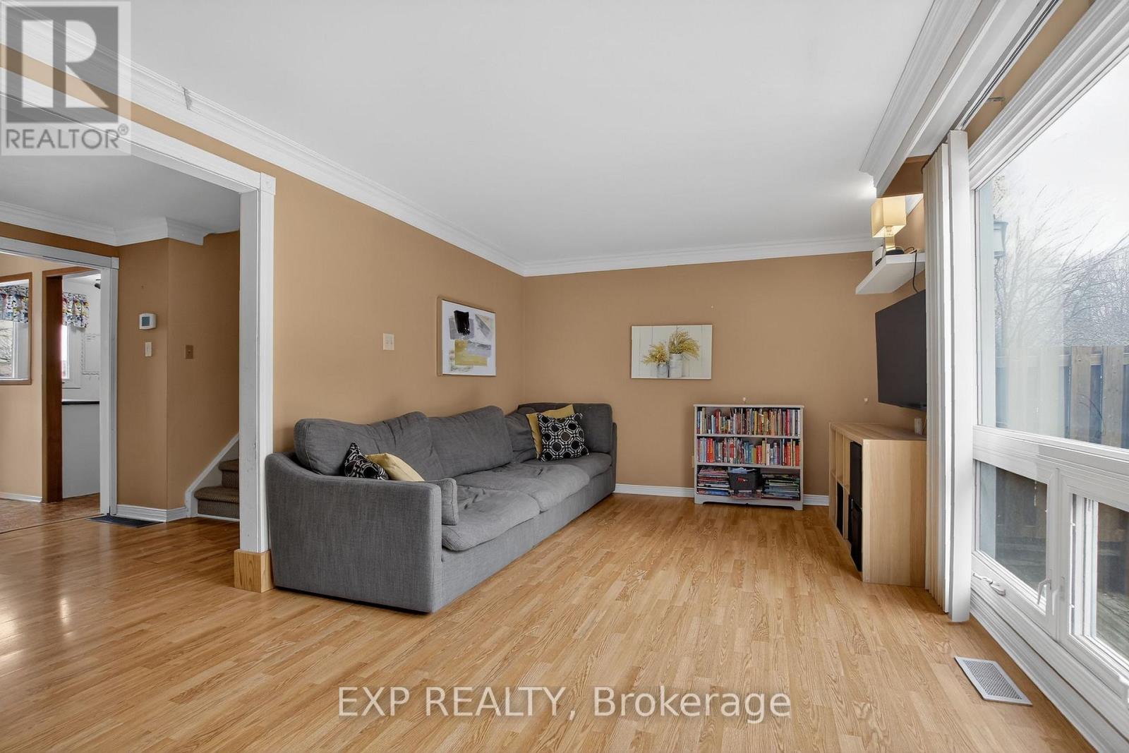 70 - 42f Benlea Drive, Ottawa, Ontario  K2G 4A9 - Photo 5 - X12965060
