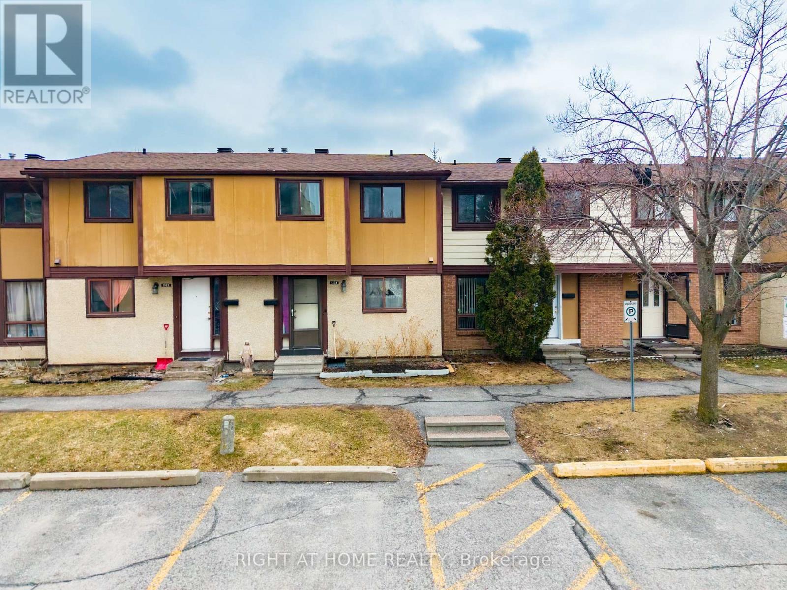 1324 BELGATE WAY, Ottawa, Ontario