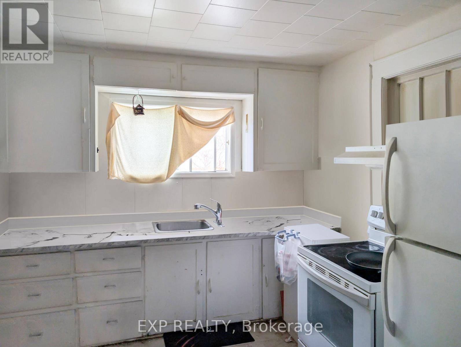 111 Taylor Avenue, Kirkland Lake, Ontario  P2N 2L8 - Photo 2 - T12967430