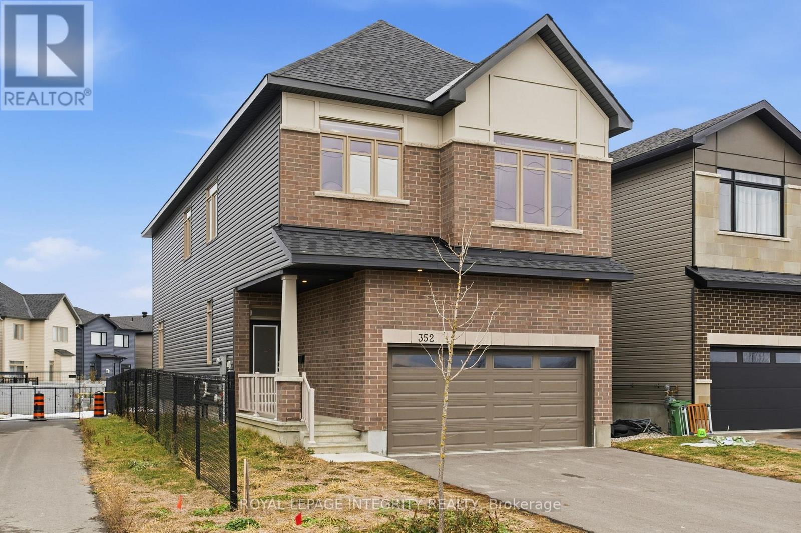 352 Monticello Avenue, Ottawa, Ontario  K2S 2S5 - Photo 1 - X12967600