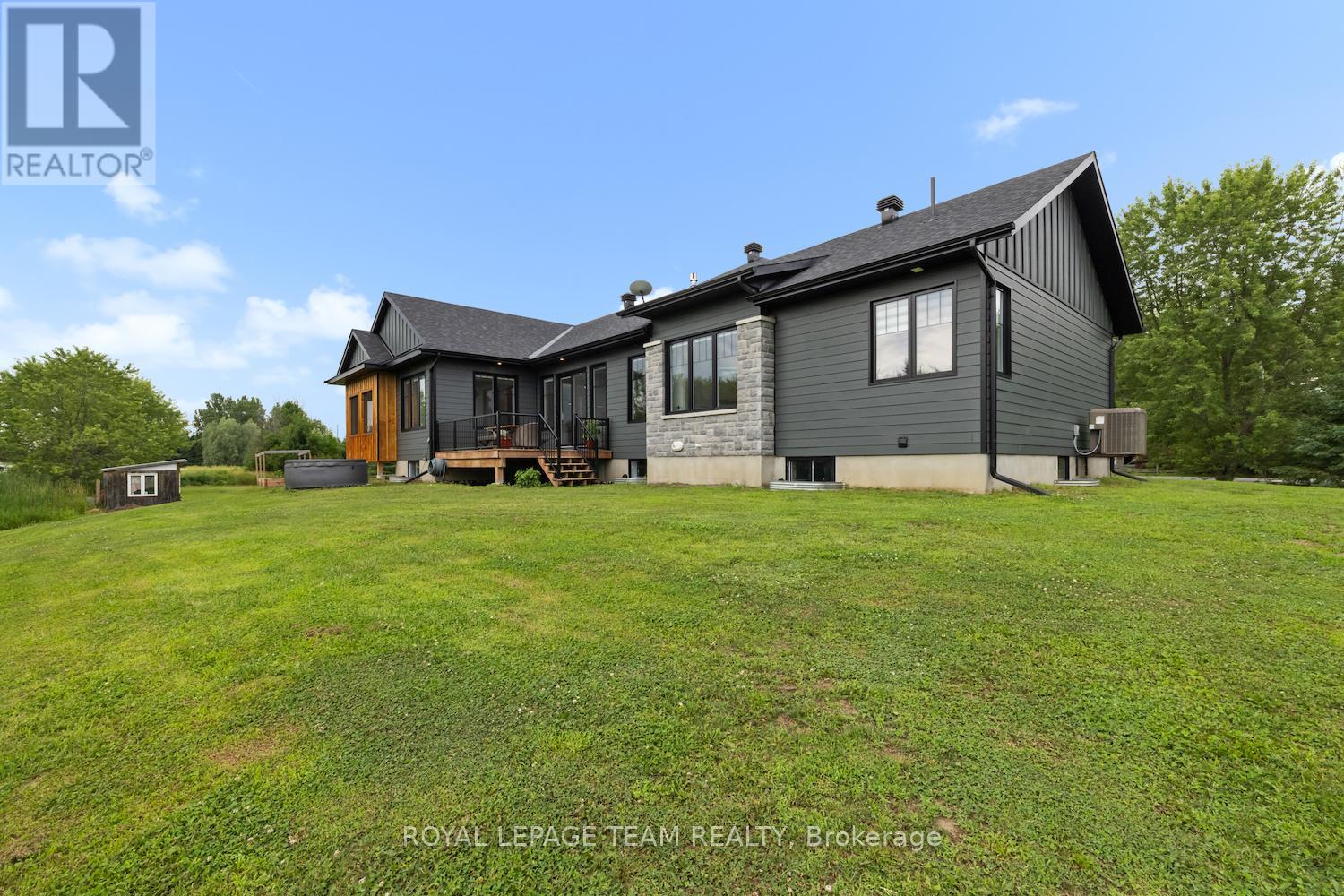 3783 Woodkilton Road, Ottawa, Ontario  K0A 3M0 - Photo 45 - X12968214