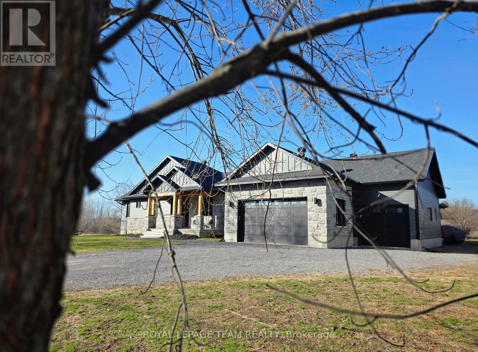 3783 Woodkilton Road, Ottawa, Ontario  K0A 3M0 - Photo 9 - X12968214