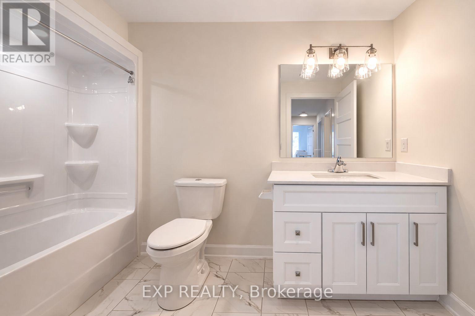 327 Voyageur Place, Russell, Ontario  K0A 1W1 - Photo 12 - X12968316