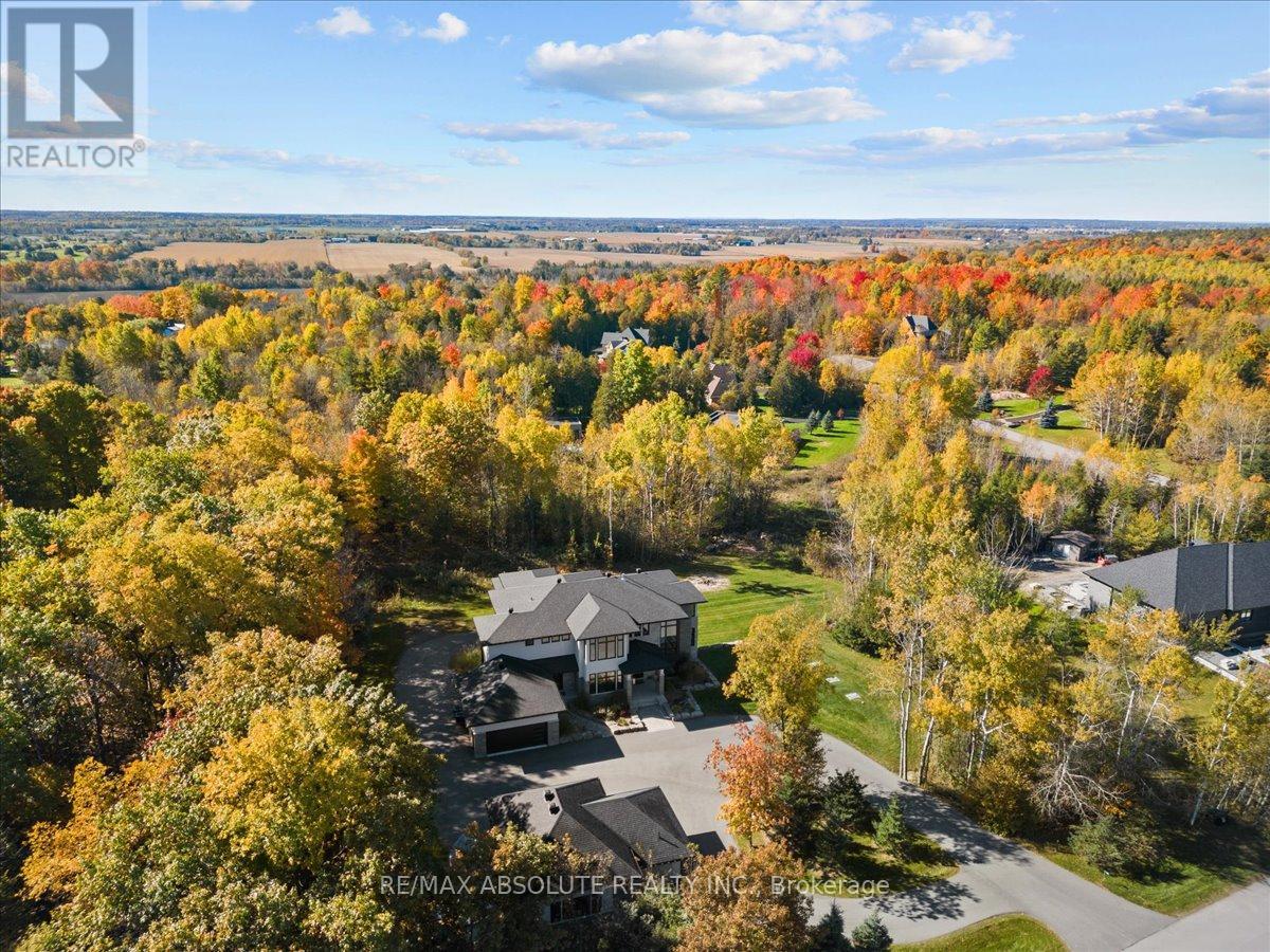 131 Cherryhill Drive, Ottawa, Ontario  K0A 1L0 - Photo 2 - X12968354