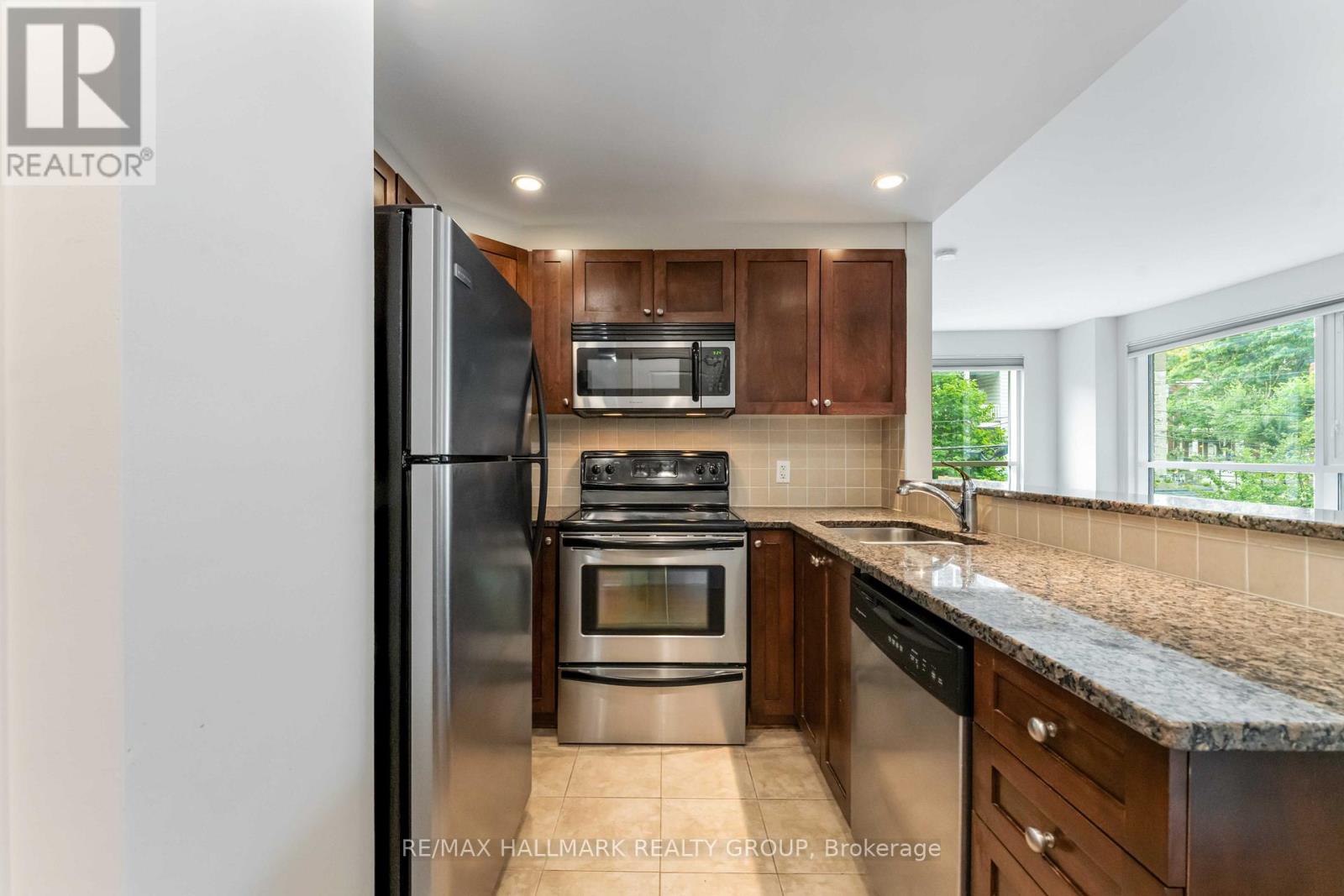204 - 200 Besserer Street, Ottawa, Ontario  K1N 0A7 - Photo 22 - X12968362
